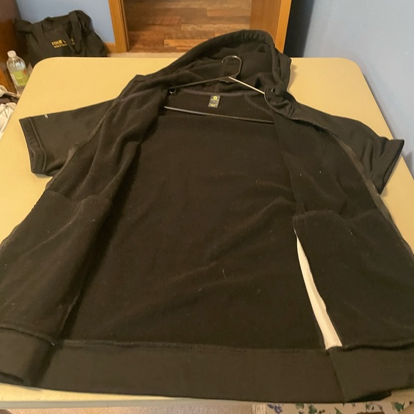 Gray/black Xertin short sleeve hooded zip-up with drawstrings - Picture 2 of 6